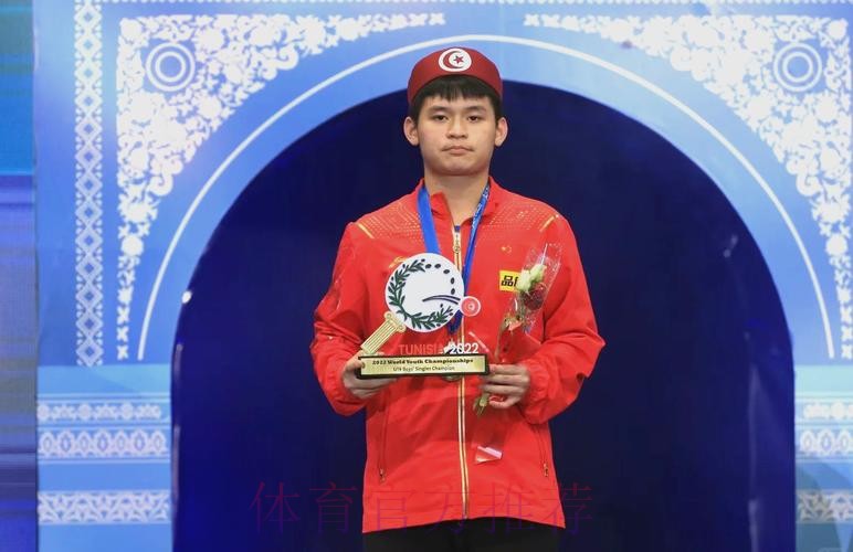 战胜法国小将 林诗栋晋级不轻松 战胜法国小将 林诗栋晋级不轻松